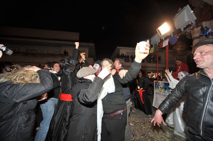 Ingrandisci la foto